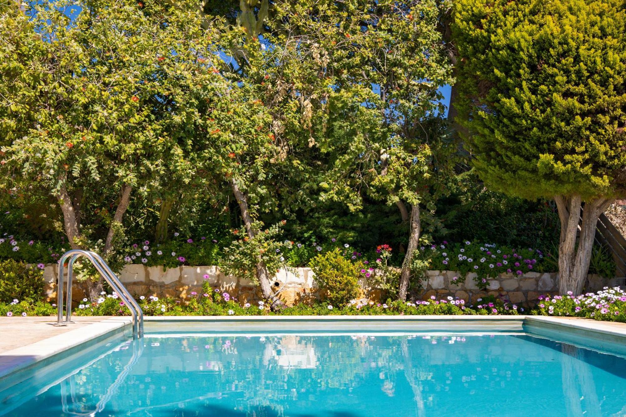 Villa Anatoli Stalós Eksteriør billede